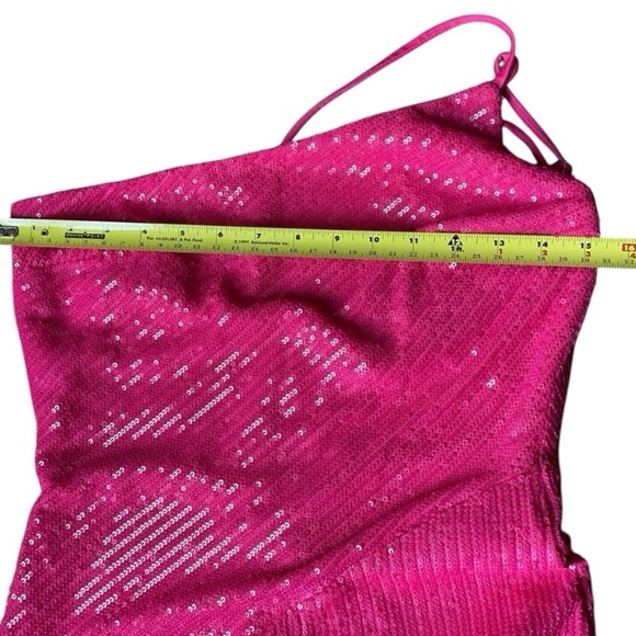 Windsor Women’s Fuchsia Sequin One Shoulder Promo Dress Size 6 - Picture 3 of 11